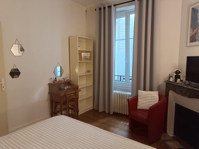 Bedroom 5, Charmante chambres d'hotes avec SDB privee, Cher