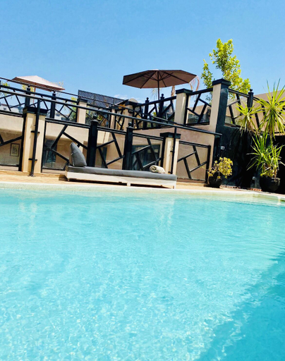 Sport & Beauty 5, Riad Basidi Piscine roof top chauffee en hiver et rafraichie en ete, Marrakech