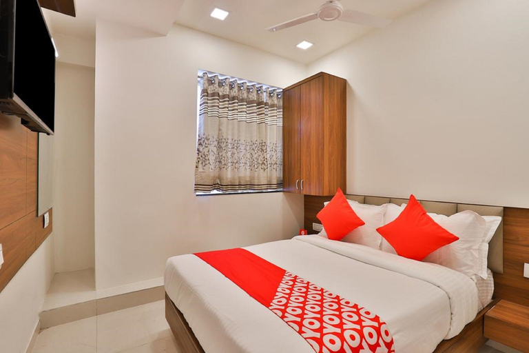 Others 4, Hotel the S.G., Ahmadabad
