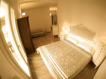 Others 3, Hotel San Marco, Verona