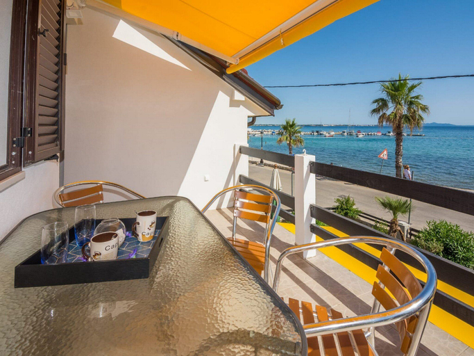 Others 5, Apartments Sea Eyes, Vir