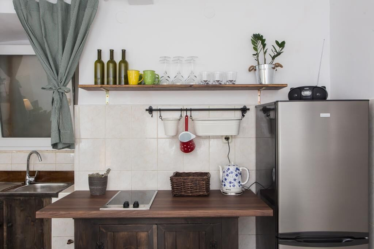 Private kitchen 3, Apartment Hladilo Nostalgia, Dubrovnik