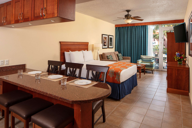 Room 2, La Cabana Beach Resort & Casino