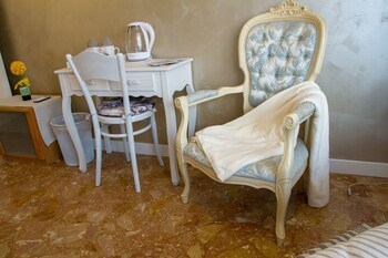 Others 3, B&B My Home, Savona