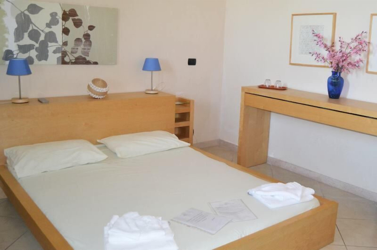 Bedroom 2, Palazzo Vergine I Due Mari, Lecce
