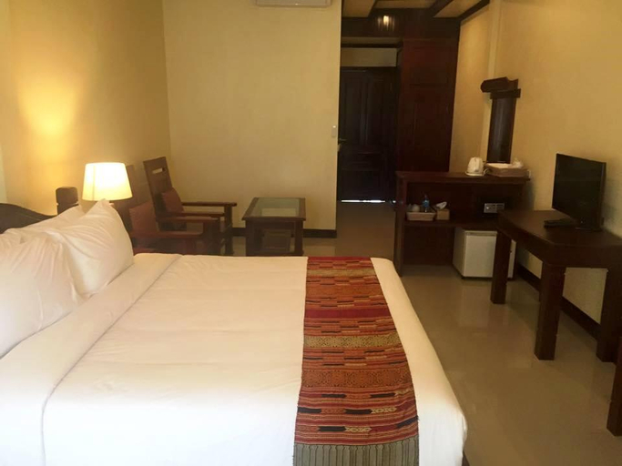 Bedroom 5, Pon Arena Hotel, Khong