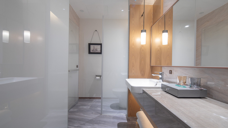 Bathroom 4, Holiday Inn NINGBO XIANGSHAN DAMU BAY, Ningbo