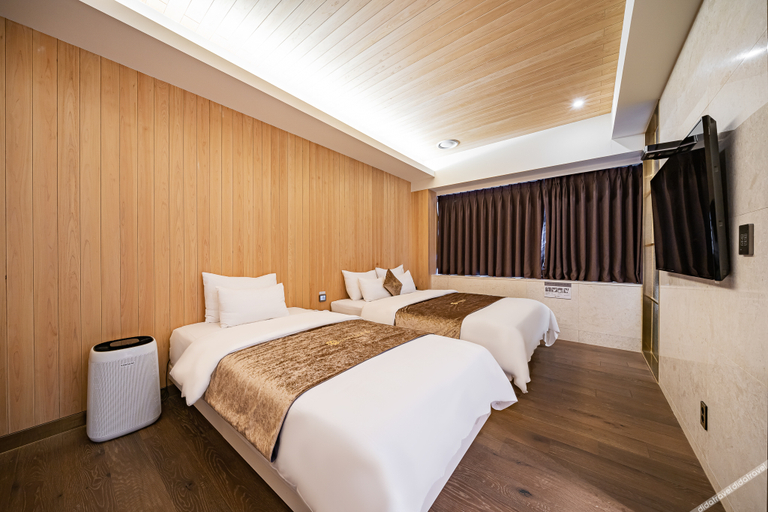 Bedroom 4, Namyangju Gold Hotel, Uijeongbu