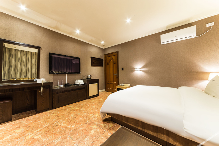 Bedroom 2, Ilsan Daehwa Aubeson, Goyang