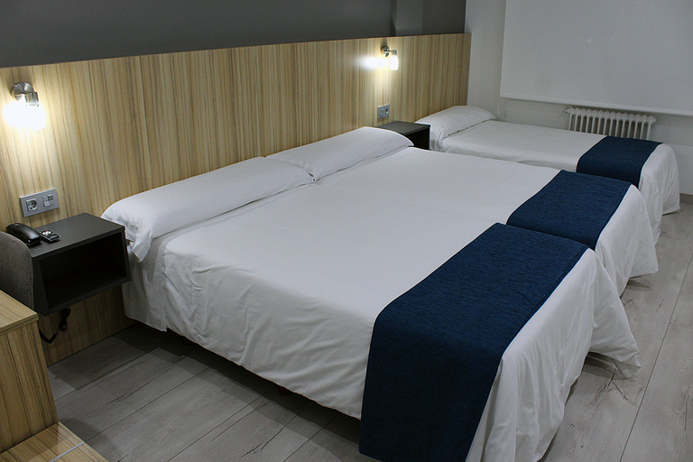 Bedroom 2, Hotel Altiana, Ourense