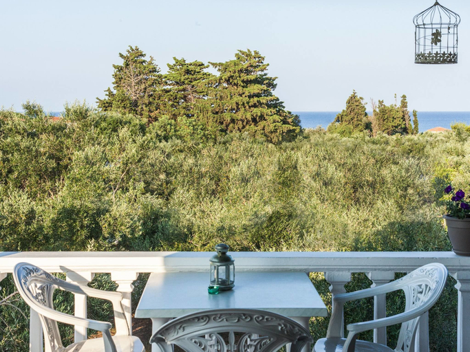 Others 3, Areti Orfeas Studios, Ionian Islands
