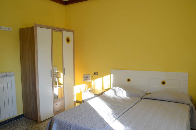 Bedroom 3, A1-GIRASOLE BED AND BREAKFAST, Rome