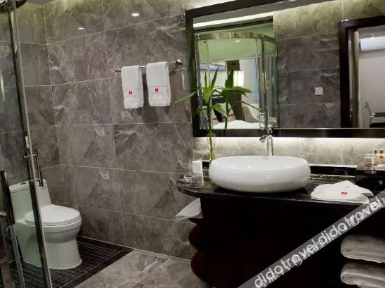 Others 5, Chuxiong Tiger Hotel, Chuxiong Yi
