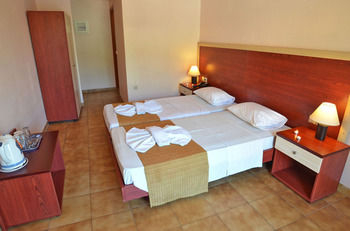 Others 2, Altura Hotel, Ionian Islands