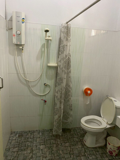 Bathroom 3, Kanoktid Place, Fang