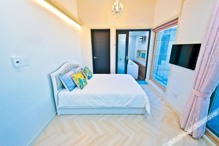Bedroom 3, Namhae South Marine Spa Pension, Namhae
