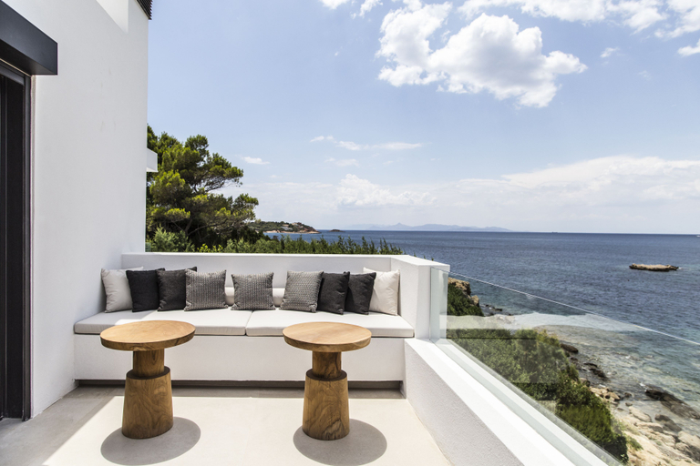 Others 5, The Margi Villa, Attica