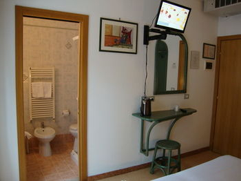 Others 5, Hotel Marco Polo, Venezia