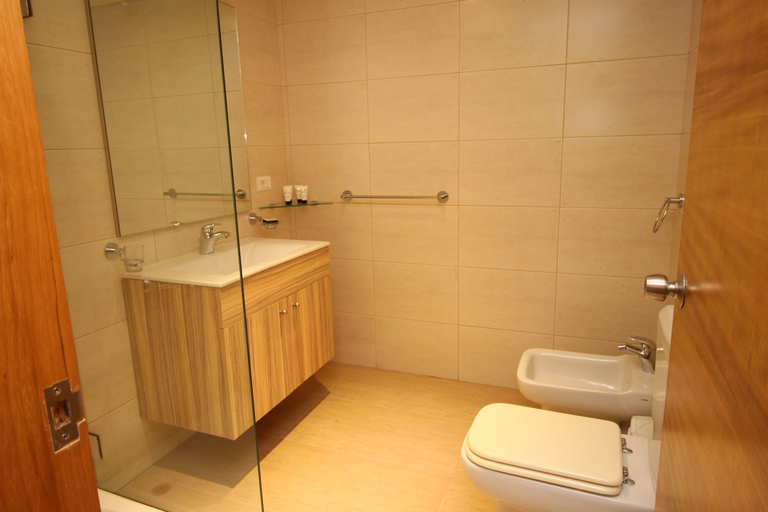 Bathroom 5, Sea Valley Suites, Jubail