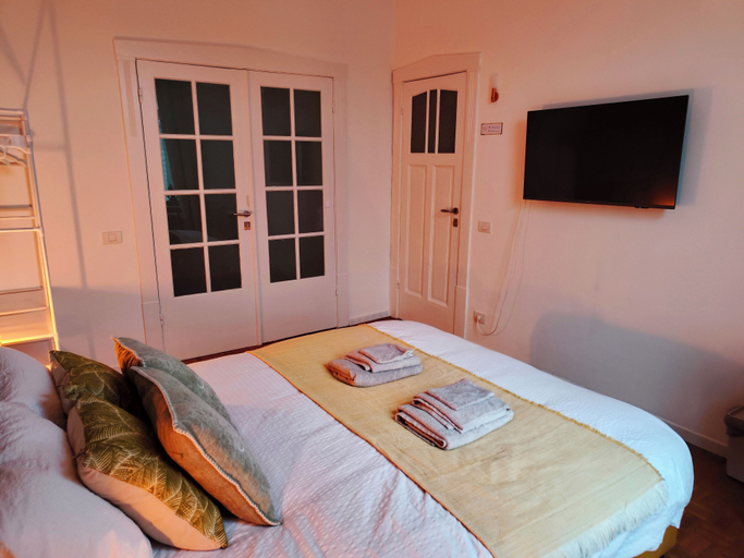 Room 2, 2bangkok residence, Oost-Vlaanderen