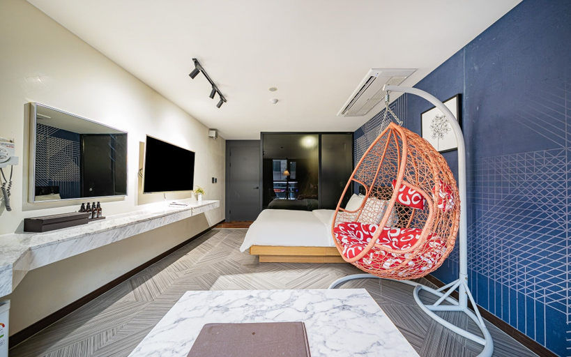 Bedroom 2, Hotel Bellus, Dong-daemun