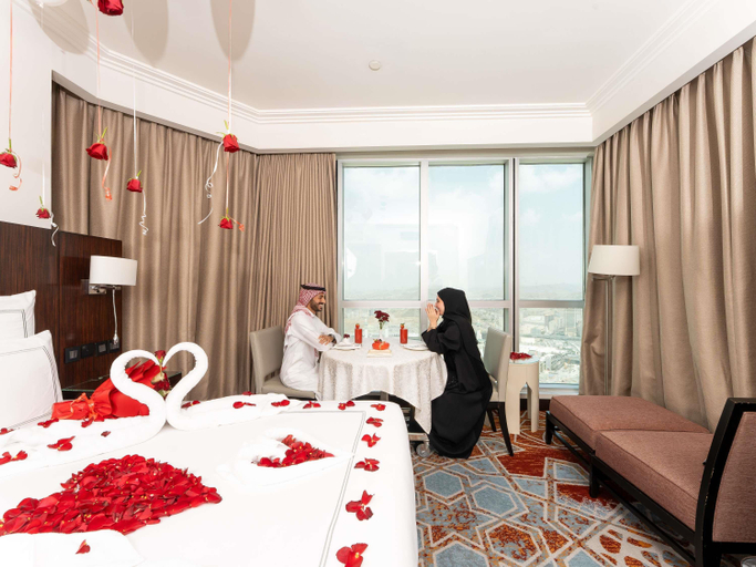 Bedroom 4, Swissôtel Makkah, Makkah