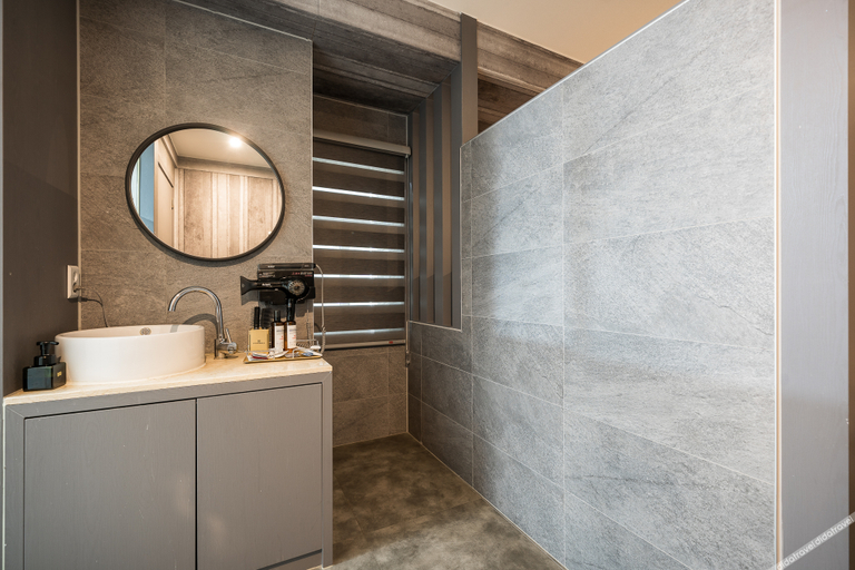 Bathroom 5, Dongtan Pandora Hotel, Hwaseong