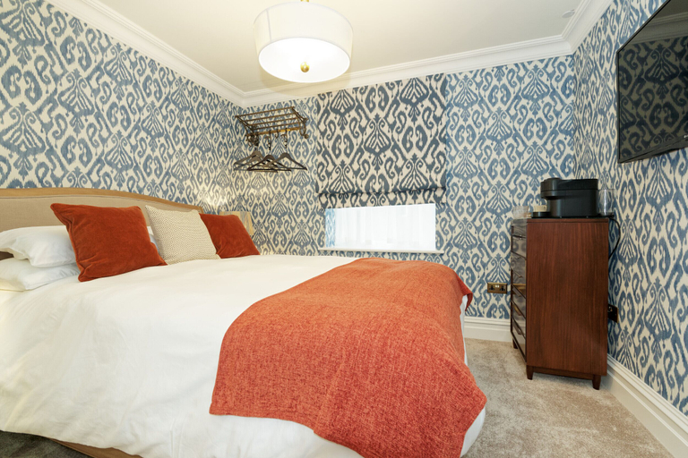 Bedroom 2, Old Town House by Ezestays, Kent