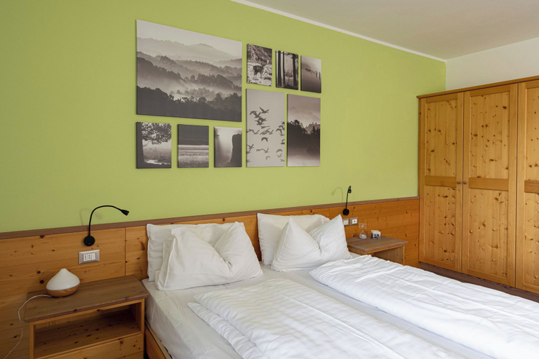 Bedroom 5, Grunwald, Bolzano