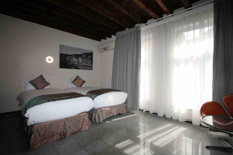Bedroom 3, Amosa Liege City Centre Apart Regence 17, Liège