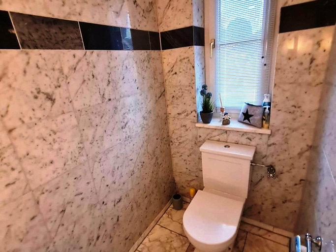 Bathroom 2, Charmante Hausvilla in Bojendorf, Ostholstein