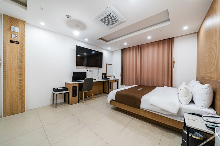 Bedroom 4, Goesan Hotel The King, Goesan