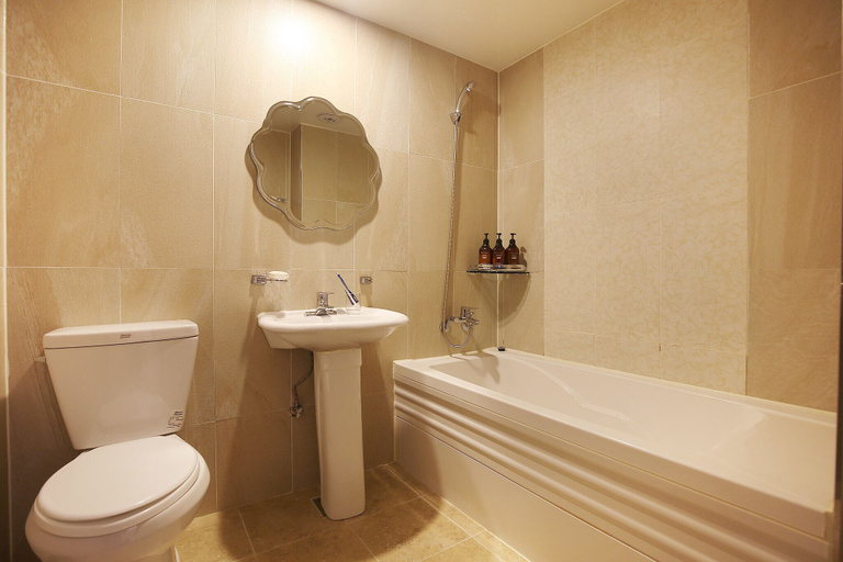Bathroom 3, Daejeon Dunsan Four Seasons, Daedeok