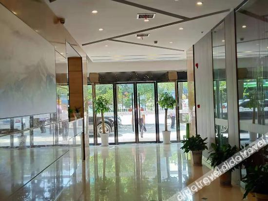 Others 5, Yunding Hotel, Xiantao