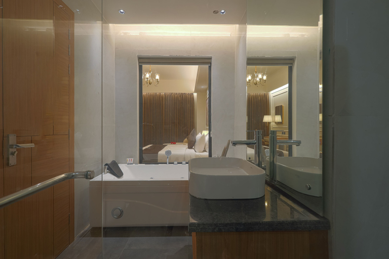Bathroom 2, Sterling Avante Mohali, Sahibzada Ajit Singh Nagar