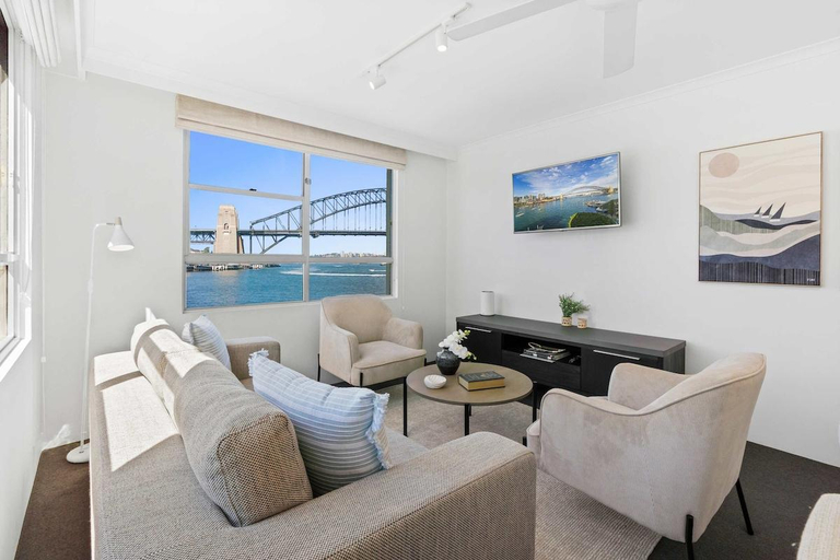 Others 3, Sydney Harbourside Apartment, Sydney