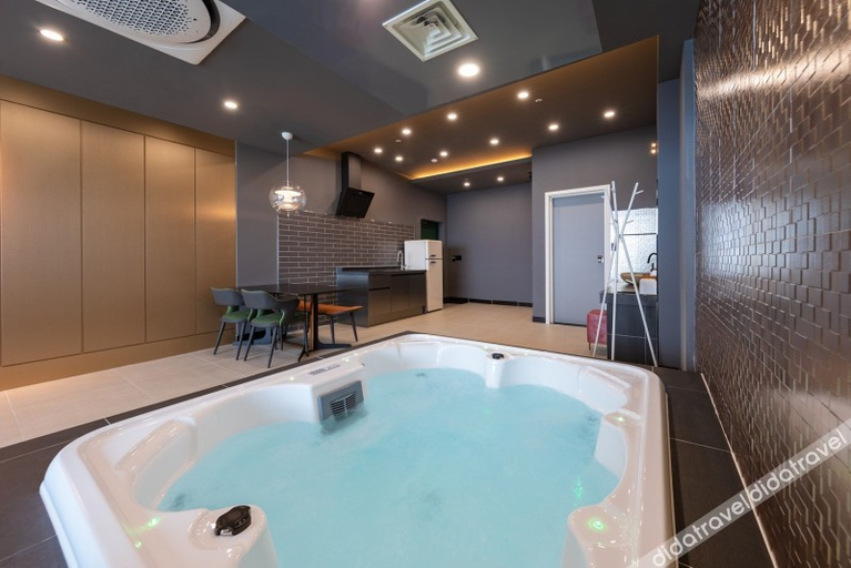 Sport & Beauty 4, Sokcho 828 Spa Pension, Goseong