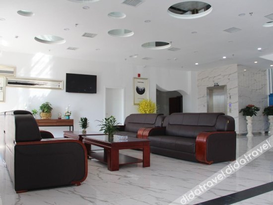 Others 2, City Garden Hotel, Qiannan Buyei and Miao
