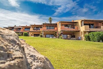 Others 5, Villaggio Marineledda, Olbia-Tempio