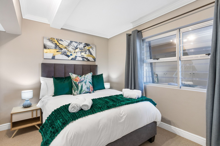 Interior 4, 9 On The Waves, City of Cape Town