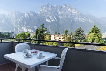 Others 4, Residence Monica, Trento