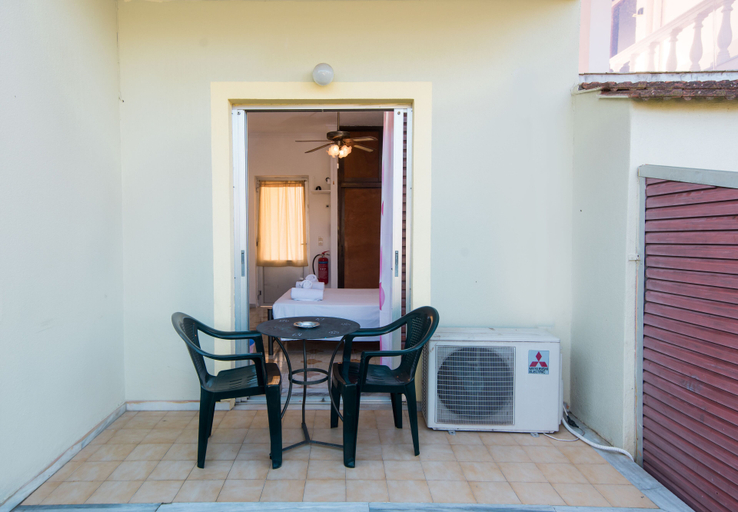 Others 3, Southgate, Ionian Islands