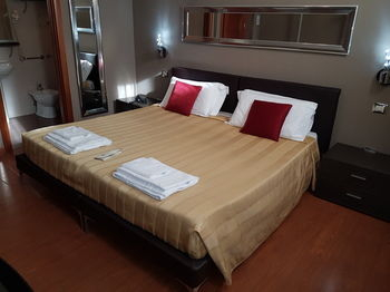 Others 5, Small Hotel Royal, Padua