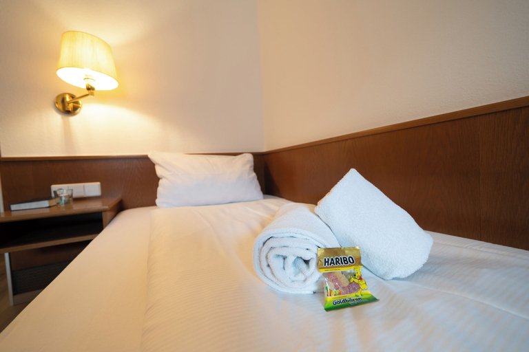 Bedroom 3, Hotel Bären, Rhein-Neckar-Kreis