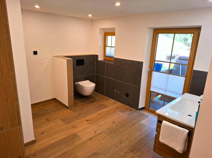 Bathroom 3, Haus Margaretenhohe Ferienwohnungen, Berchtesgadener Land