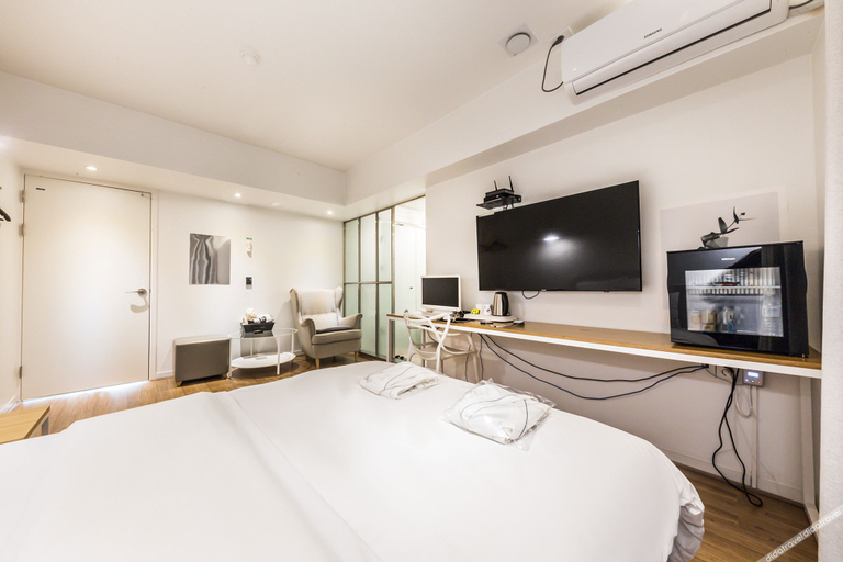 Bedroom 2, Doksan Minimal Season, Geum-cheon