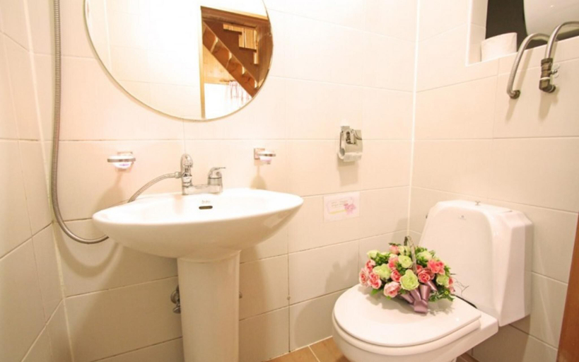 Bathroom 5, Yangyang Pinot Tree Pension, Yangyang
