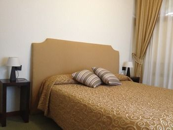 Others 2, Hotel Nido dell'Aquila, L'Aquila