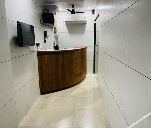 Others 5, Hotel New City Light, Surat