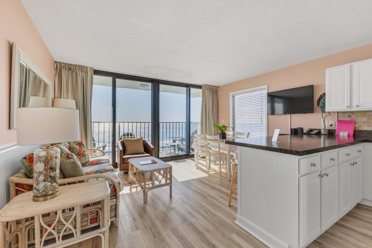 Primary image, 0514 Double The Pleasure by Atlantic Towers, New Hanover